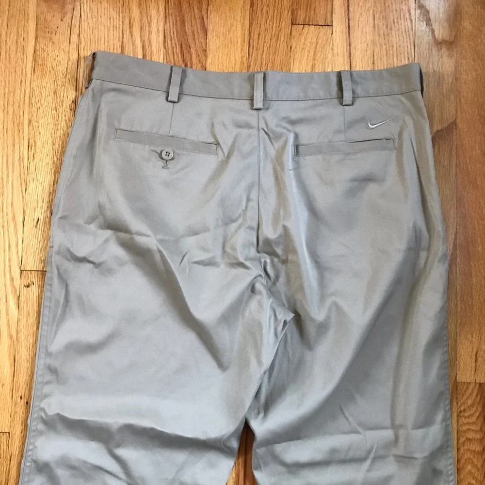 Nike Golf Dri-Fit Men's Light Khaki Chino Pants 34x30